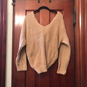 Semi cropped sweater